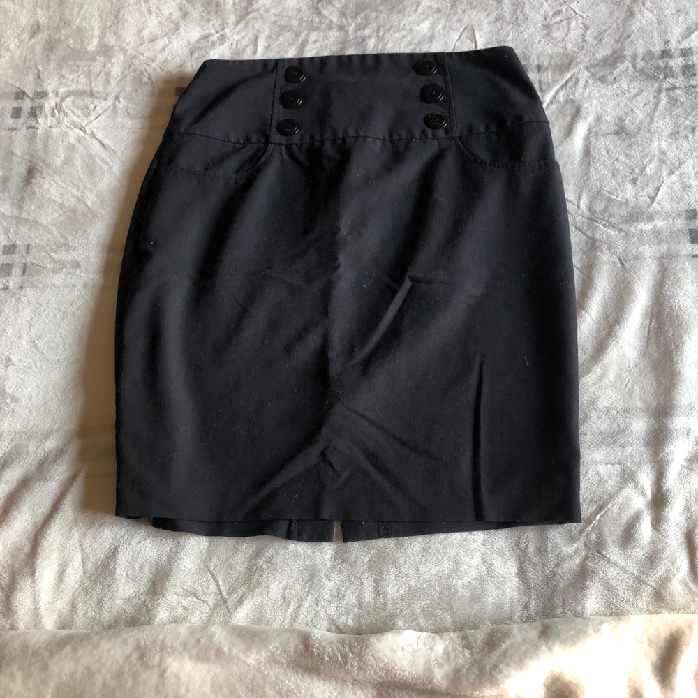 Black pencil skirt